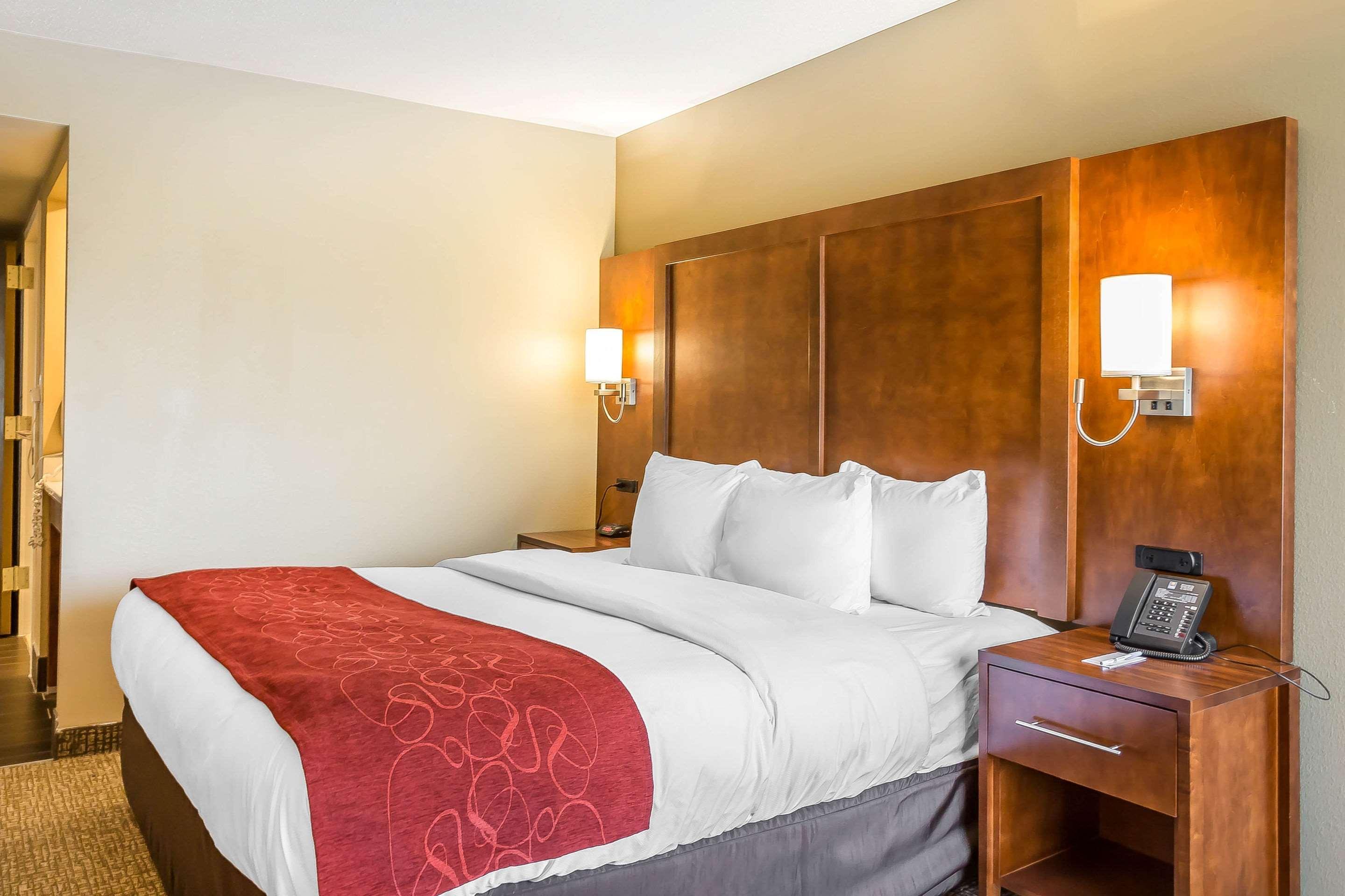 Comfort Inn & Suites Aberdeen Bagian luar foto