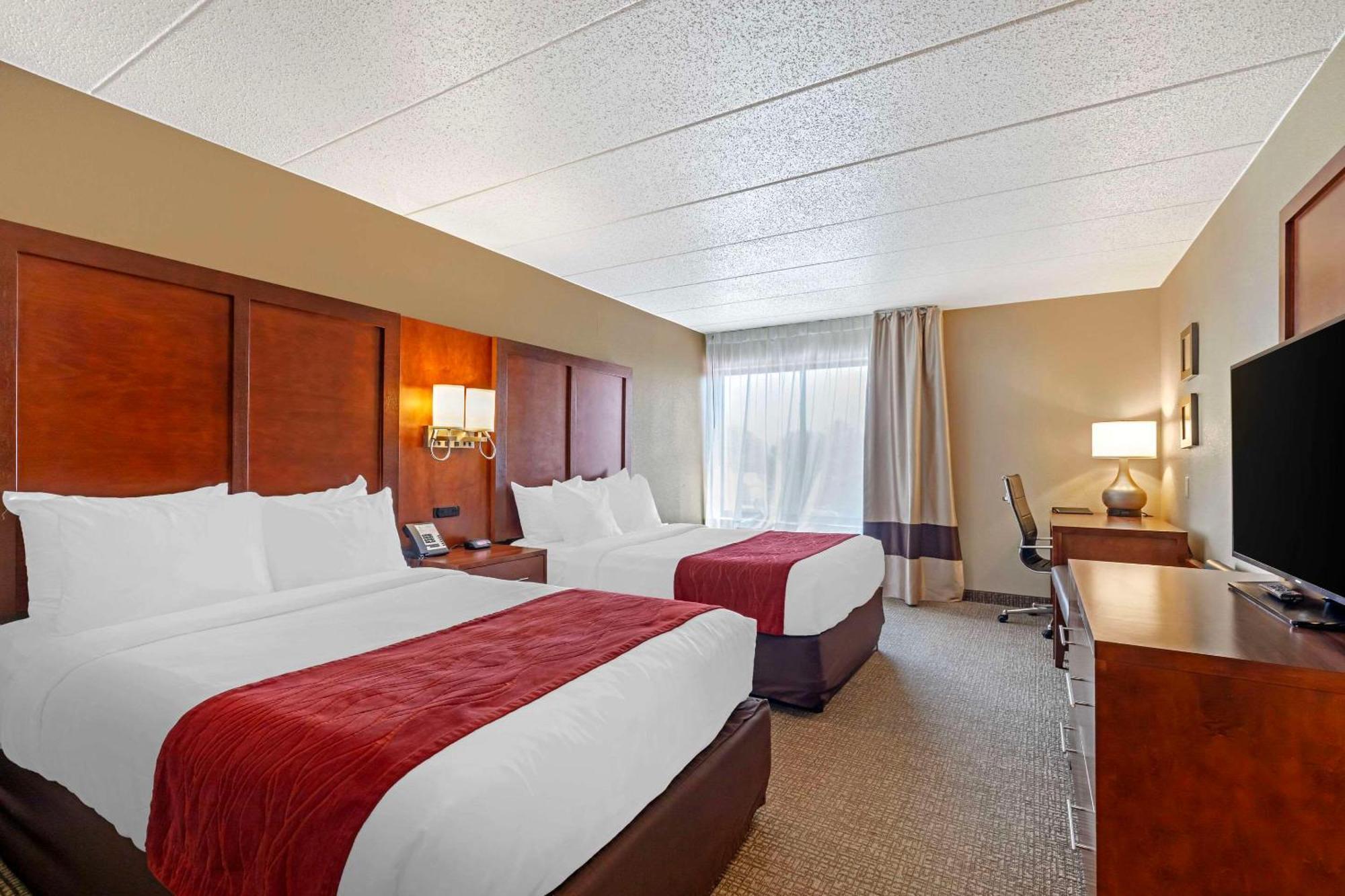 Comfort Inn & Suites Aberdeen Bagian luar foto